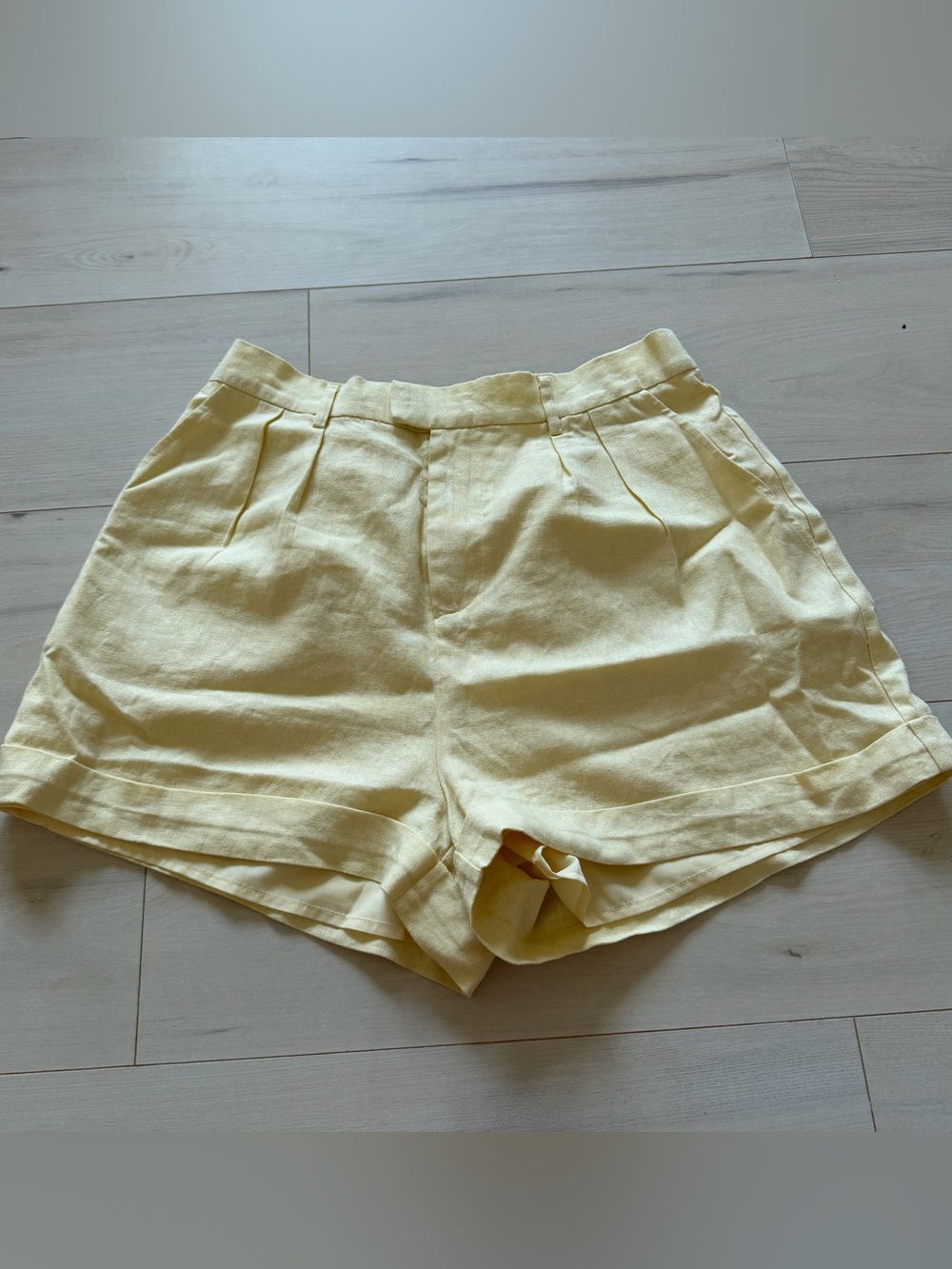 Wayf Pale Yellow High-Rise Pleated Women’s Shorts
